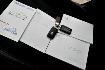 Volvo V60 I Kombi Facelifting 2.0 D2 DRIVE-E 120KM 2017 Volvo V60 LiFT Biała Perła 2,0 Diesel Ledy Navi, zdjęcie 30