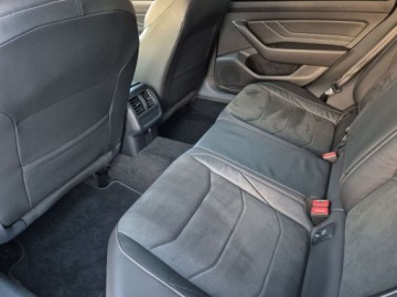 Volkswagen Arteon Fastback Facelifting 2.0 TSI 190KM 2021 Volkswagen Arteon Salon PL Faktura VAT Zadbany Bogata wersja 2.0 Benzyna, zdjęcie 28