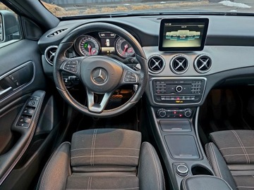 Mercedes GLA I Off-roader 1.6 180 122KM 2017 Mercedes GLA180 Aklasa panorama, xenon bdb stan, serwis ASO, zdjęcie 16