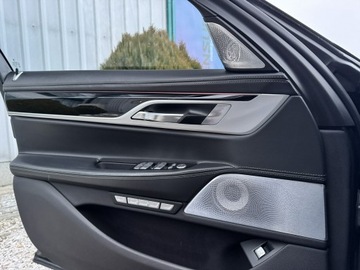 BMW Seria 7 G11-G12 M Lang 760i 610KM 2017 BMW M760 i 609 KM, 3.7s do 100 km/h. Salon PL. FV., zdjęcie 23