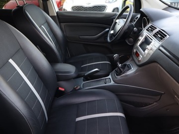 Ford Kuga I 2.0 Duratorq TDCi 140KM 2011 Ford Kuga 2.0 TDCi, 4X4, Navi, Klima, zdjęcie 8