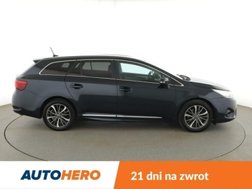 Toyota Avensis III Wagon Facelifting 2015 2.0 D-4D 143KM 2015 Toyota Avensis navi klima auto LED grzane fotele, zdjęcie 8