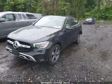 Mercedes GLC C254/X254 2023 Mercedes-Benz GLC 2023r., 4x4, 2.0L 2.0 Benzyna 255KM, zdjęcie 1