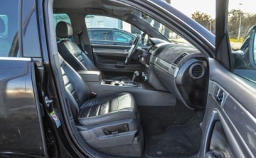 Volkswagen Touareg I 3.0 TDI 225KM 2007 Volkswagen Touareg 3,0TDI 2007 r. Lift Automat 4Motion 3.0 Diesel 224KM, zdjęcie 10