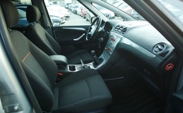 Ford S-Max I Van 2.0 i 16V 145KM 2009 Ford S-Max 2.0 Benzyna 145KM 7 Foteli Climatronic PDC Grzane fotele i szyba, zdjęcie 16