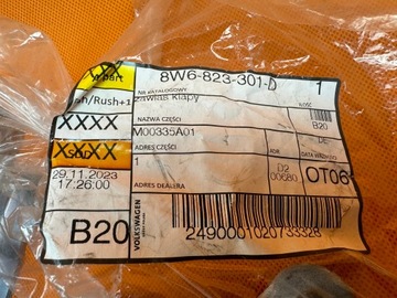 ПЕТЛЯ КАПОТА AUDI A5 S5 8W 8W6823301D