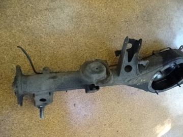 LAND CRUISER 120 04R POUZDRO NÁPRAVA ZADNÍ POCHVA TUBA
