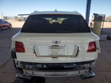 Bentley Bentayga 2018 Bentley Bentayga 2018r., 4x4, 6.0L 6.0 Benzyna 600KM, zdjęcie 5