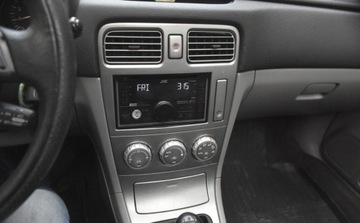 Subaru Forester 2005 Subaru Forester Subaru Forester 2.0X Plus 2.0 Benzyna 158KM, zdjęcie 14