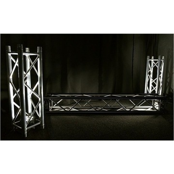 НАБОР 4х СТУПЕННЫХ ЛАМП LIGHT4ME QUAD PAR 8x10W MKII RGBW LED