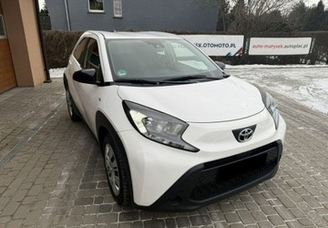 Toyota Aygo X 1.1 VVT-i 72KM 2022 Toyota Aygo X 1,0 72KM Klimatronik Kamera CarPlay VAT23 Benzyna 72KM, zdjęcie 2