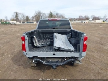 Chevrolet Silverado II 2024 Chevrolet Silverado 2024r., 4x4, 2.7L 2.7 Benzyna 310KM, zdjęcie 7