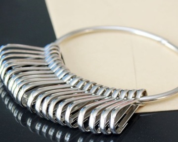 БРЕЛОК БРЕЛОК С УПЛОТНИТЕЛЬНЫМ КОЛЬЦОМ КАРРАБИН EDC