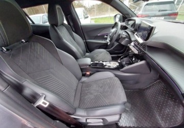 Peugeot 2008 II SUV Facelifting 1.2 PureTech 130KM 2024 Peugeot 2008 Gt Eat8 Alcantara 2024 1.2 Benzyna 130KM, zdjęcie 11