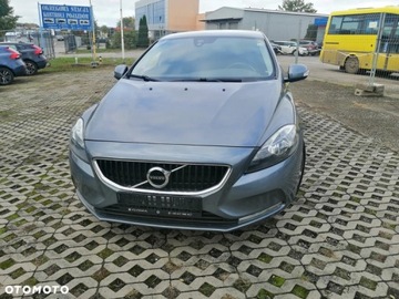 Volvo V40 II Hatchback 2.0 T2 DRIVE-E 122KM 2016 Volvo V40 II 2.0 T2 2,0 POLIFT, bezwypadkowy, zdjęcie 8
