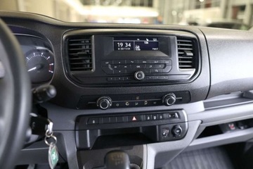 Toyota 2022 Toyota Proace Verso Proace Verso 9 osobowy 2.0 D-4D Long 2,8t 2.0 Diesel, zdjęcie 29