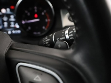 Land Rover Range Rover Evoque I SUV 5d Facelifting 2.0D TD4 150KM 2018 Land Rover Range Rover Evoque 2.0 Td4 Automat, zdjęcie 28