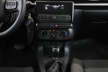 Citroen C3 III Hatchback 1.2 PureTech 110KM 2017 Citroen C3 1.2 PureTech, Salon Polska, Serwis ASO, zdjęcie 11