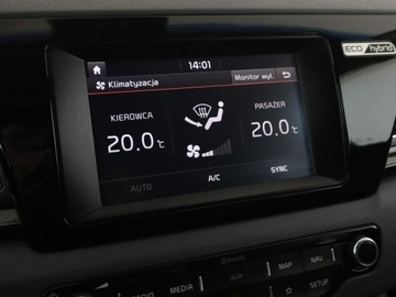 Kia Niro I Crossover 1.6 GDi Hybrid 141KM 2017 Kia Niro HEV półskóra navi kamera ks.serwisowa, zdjęcie 25