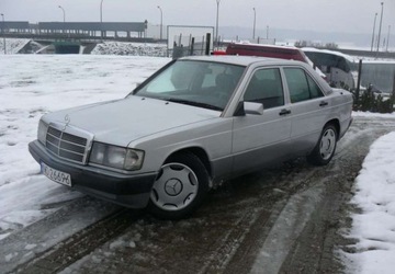 Mercedes 190 2.0 i 122KM 1991 Mercedes-Benz W201 (190) Mercedes-Benz W201 (190)