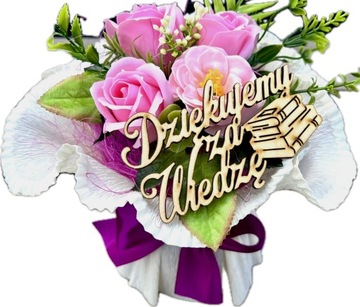 Bukiet z Ręcznika i Róż Mydlanych Mydlane Kwiaty dla wychowawczyni