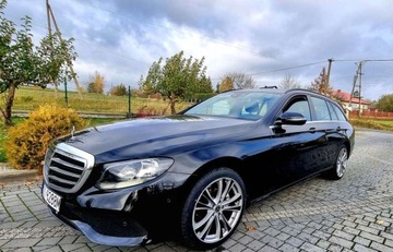 Mercedes Klasa E W213 Cabrio 2.0 200 184KM 2017 Mercedes-Benz Klasa E Mercedes-Benz Klasa E 20...