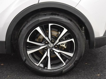Toyota C-HR II SUV Plug-In 2.0  223KM 2025 Od ręki - Style 2.0 Hybrid Dynamic Force Plug-in 223KM | Podgrzewane fotele, zdjęcie 11