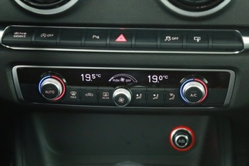 Audi A3 8V Hatchback 3d 2.0 TDI clean diesel 184KM 2016 Audi A3 2.0 TDI, 181 KM, 4X4, Automat, Skóra, zdjęcie 9