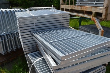 Решетка стальная 80 см для крупного рогатого скота и коров в коровнике