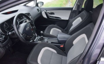 Kia Ceed II Kombi 1.6 CRDi 128KM 2013 Kia Ceed 1.6D Navi Kamera Led PDC 2 KPL KOL Sprowadzony 1.6 Diesel, zdjęcie 18