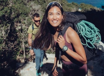 Умные часы SUUNTO Вертикальные титановые солнечные часы песочного цвета