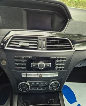 Mercedes Klasa C W204 Kombi T204 2.2 200 CDI BlueEFFICIENCY 136KM 2012 Mercedes-Benz Klasa C 2.2cdi Manual LIFT Bez rdzy Xenon NAVI Skora 2.1, zdjęcie 17
