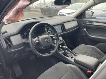 Skoda Kodiaq I SUV Facelifting 2.0 TDI SCR 200KM 2023 Škoda Kodiaq Skoda Kodiaq Style 4x4 DSG Kamera, zdjęcie 5