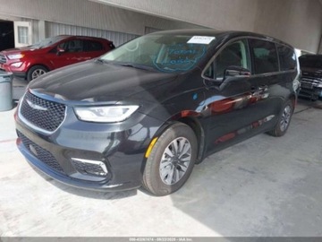 Chrysler Pacifica II 2023 Chrysler Pacifica 2023 CHRYSLER PACIFICA HYBRID TOURING L 3.6 Hybryda 260KM, zdjęcie 2