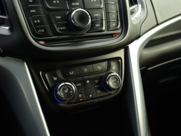 Opel Zafira C Tourer 1.4 Turbo ECOTEC 140KM 2015 Opel Zafira Tourer 1.4 Turbo, GAZ, Klima, zdjęcie 11