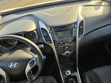 Hyundai i30 II Hatchback 3d 1.4 100KM 2014 Hyundai i30 1,4 benzyna 100KM FIFA World Cup Editi, zdjęcie 11