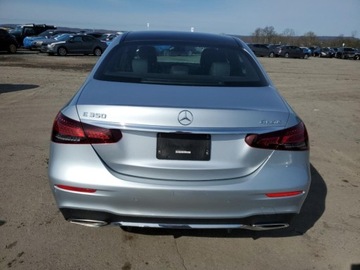 Mercedes Klasa E W213 2021 Mercedes-Benz Klasa E 2021r., 350 4MATIC, od ubezpieczalni 2.0 Benzyna, zdjęcie 3