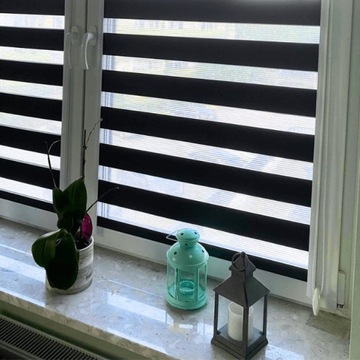 Рулонная штора день-ночь в кассете ALU 70х130 для гостиной