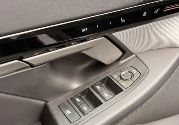 BMW Seria 5 G90-91 2025 BMW Seria 5 I wlasciciel M Pro Pakiet Hak Gwarancja Bezwypadkowy FVAT, zdjęcie 25