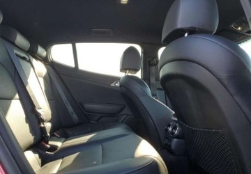 Kia Stinger Liftback Facelifting 3.3 T-GDI 366KM 2021 Kia Stinger Auta z USA - Zapytaj o wiecej ofert 3.3 Benzyna 366KM, zdjęcie 13