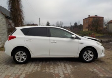 Toyota Auris II 2014 Toyota Auris Okazja 1.8 Hybryda 99KM, zdjęcie 13