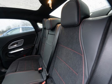 Mercedes CLA C118/X118 2026 MERCEDES-BENZ CLA 200 AMG Line Sedan 1.5 163KM 2026, zdjęcie 13