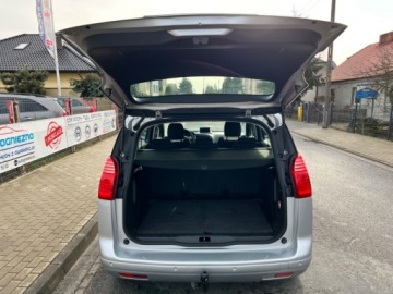Peugeot 5008 I Minivan 1.6 HDi FAP 110KM 2011 Peugeot 5008 AUTOMAT NAWIGACJA KLIMATYZACJA PARKTRONIC TEMPOMAT HAK GWARA, zdjęcie 21