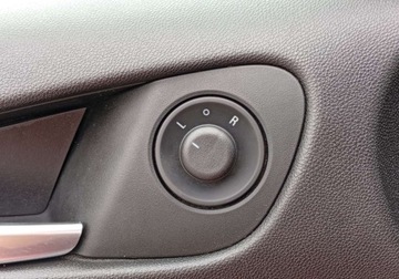 Opel Adam Hatchback 1.2 70KM 2018 Opel Adam Zarejestrowany - benzyna - 1,2 - 69 KM 1.2 Benzyna 69KM, zdjęcie 20