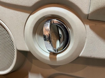 JEEP COMMANDER XK XH БОКОВАЯ РУЧКА ХРОМ ОРИГИНАЛ