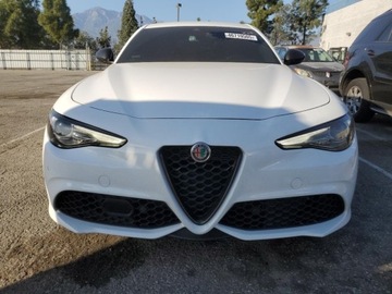 Alfa Romeo Giulia II Sedan Facelifting 2.0 Turbo 280KM 2020 Alfa Romeo Giulia TI 2020 2.0l 2.0 Benzyna 280KM, zdjęcie 5