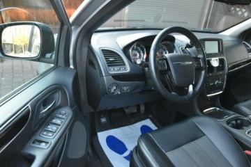 Chrysler Town &amp; Country V 2014 Chrysler Town &amp; Country S 3.6 V6 292KM 2014r., zdjęcie 14