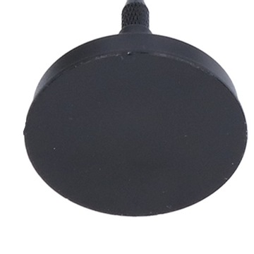 Автомобильная FM-антенна с магнитным основанием.