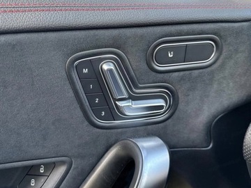 Mercedes CLA C118/X118 Coupe Facelifting 1.3 200 163KM 2025 MERCEDES-BENZ CLA 200 AMG Line Sedan 1.3 (163KM) 2025, zdjęcie 10