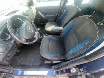 Dacia Logan II MCV Tce 90KM 2015 Dacia Logan II 0,9 TCE Laureat bezwypadkowa Benzyna 90KM, zdjęcie 13